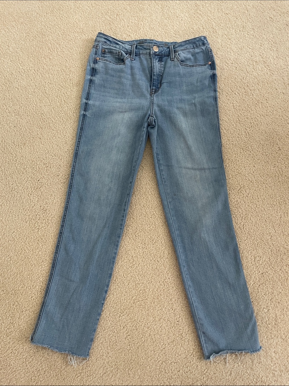 Seven7 Light Wash Weekend Easy Fit Boyfriend Jeans with frayed Hem